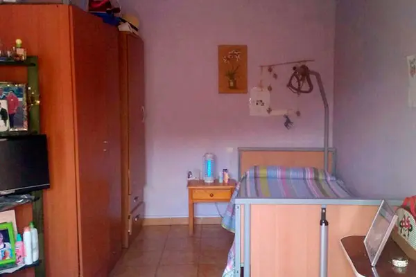 Habitación doble con baño adaptado en el centro gerontológico